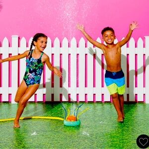 Sunsquad light up sprinkler